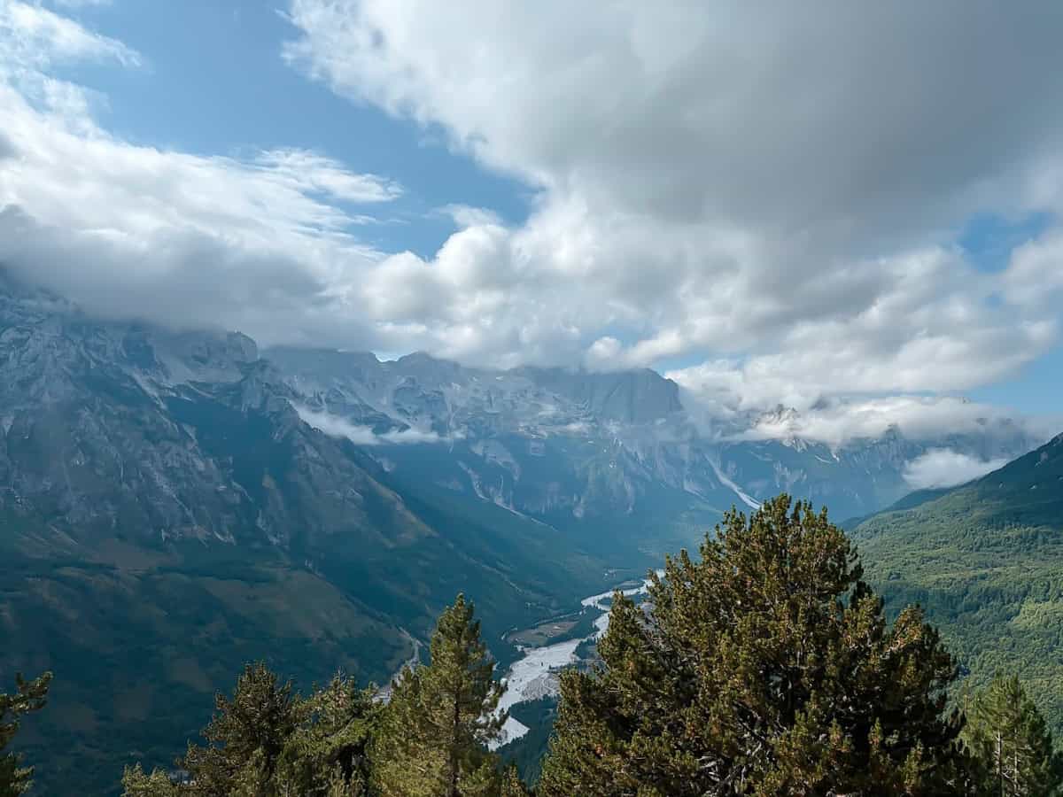 Peaks of the Balkans Cerem vers Doberdol